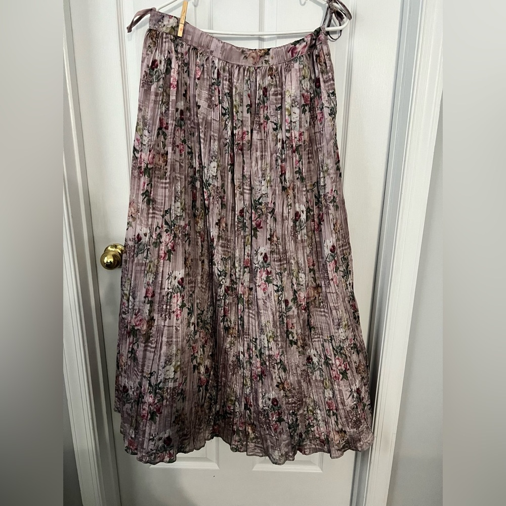 Floral Indian Crop Top Indo Western Outfit - Picture 12 of 14